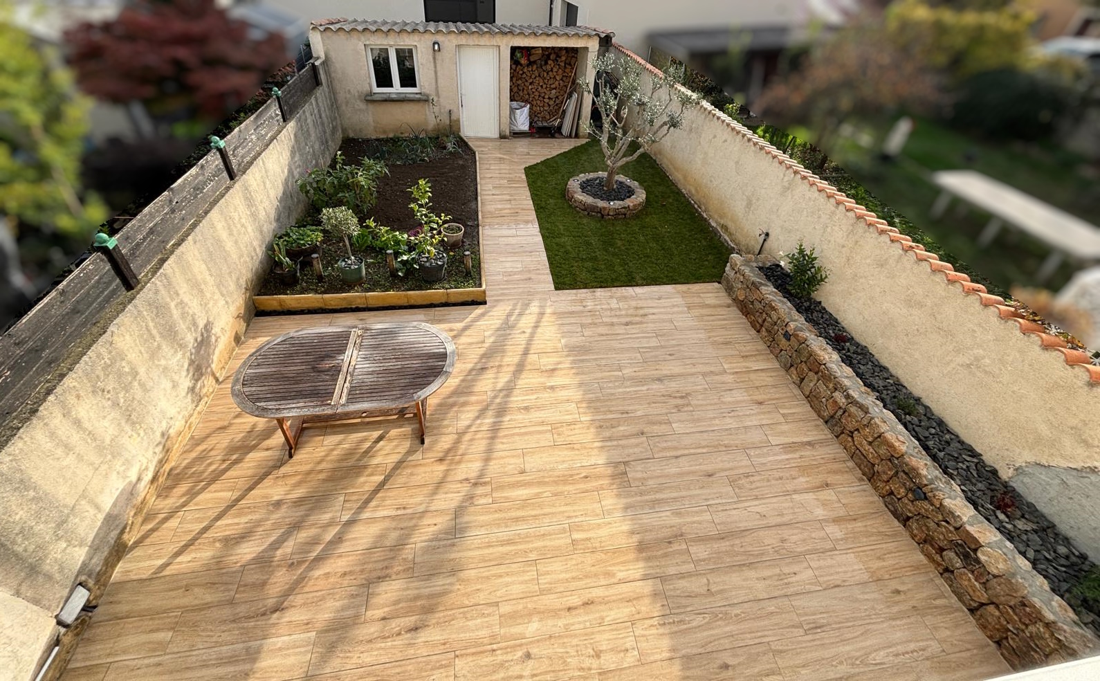 amenagement_terrase_gazon_eclairage_carrelage(1)