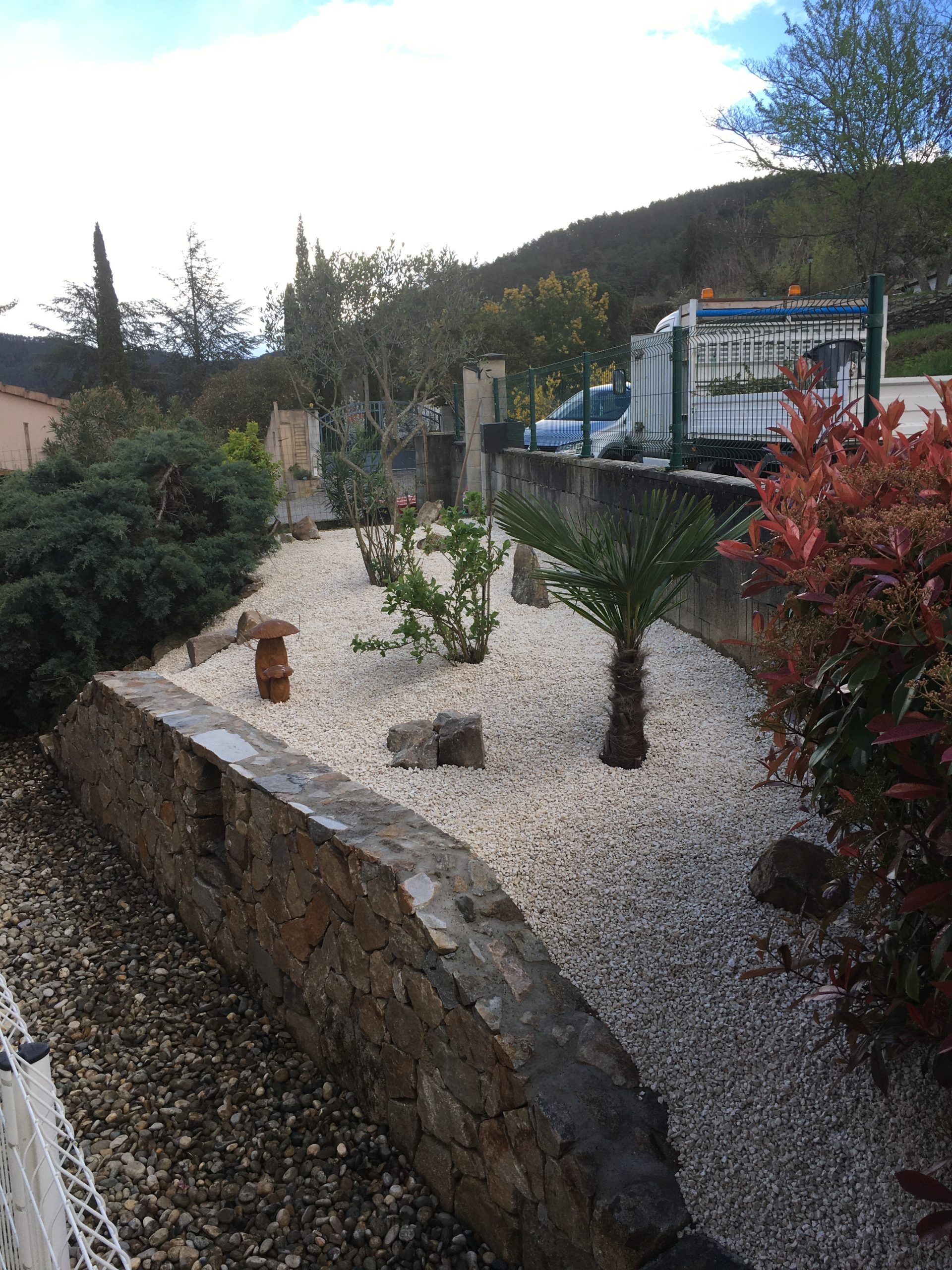 creation_paysagere_toile_paillage_gazon (1)