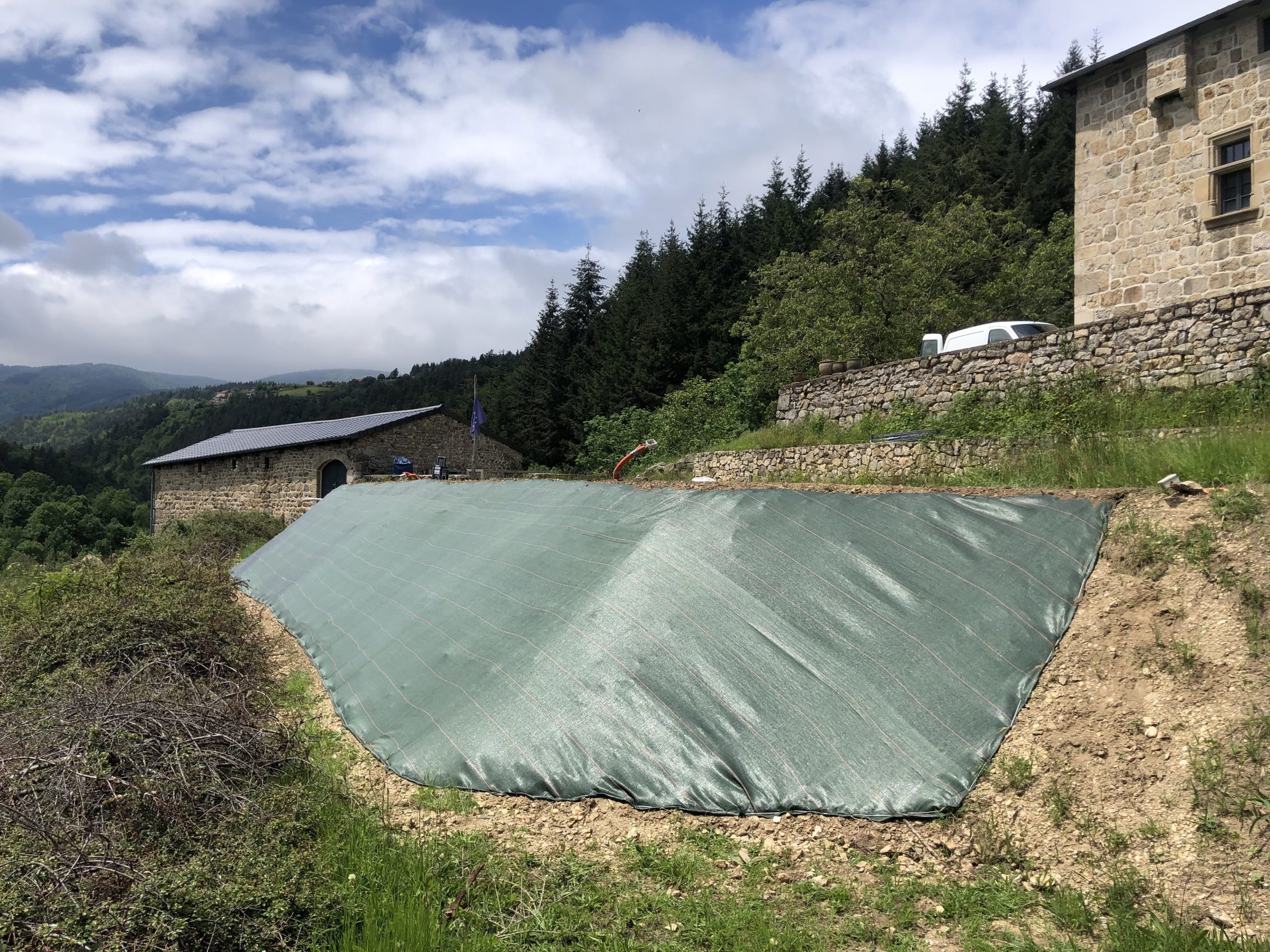 creation_paysagere_toile_paillage_gazon (10)