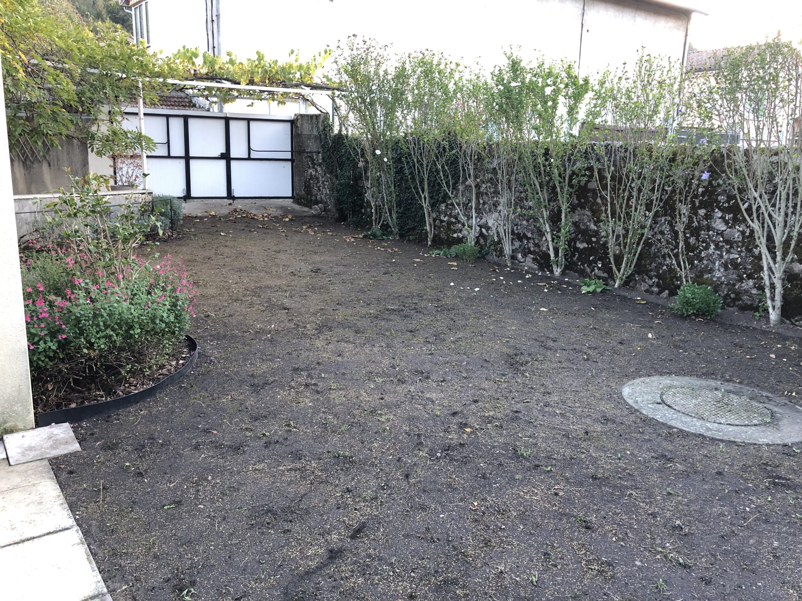 creation_paysagere_toile_paillage_gazon (4)