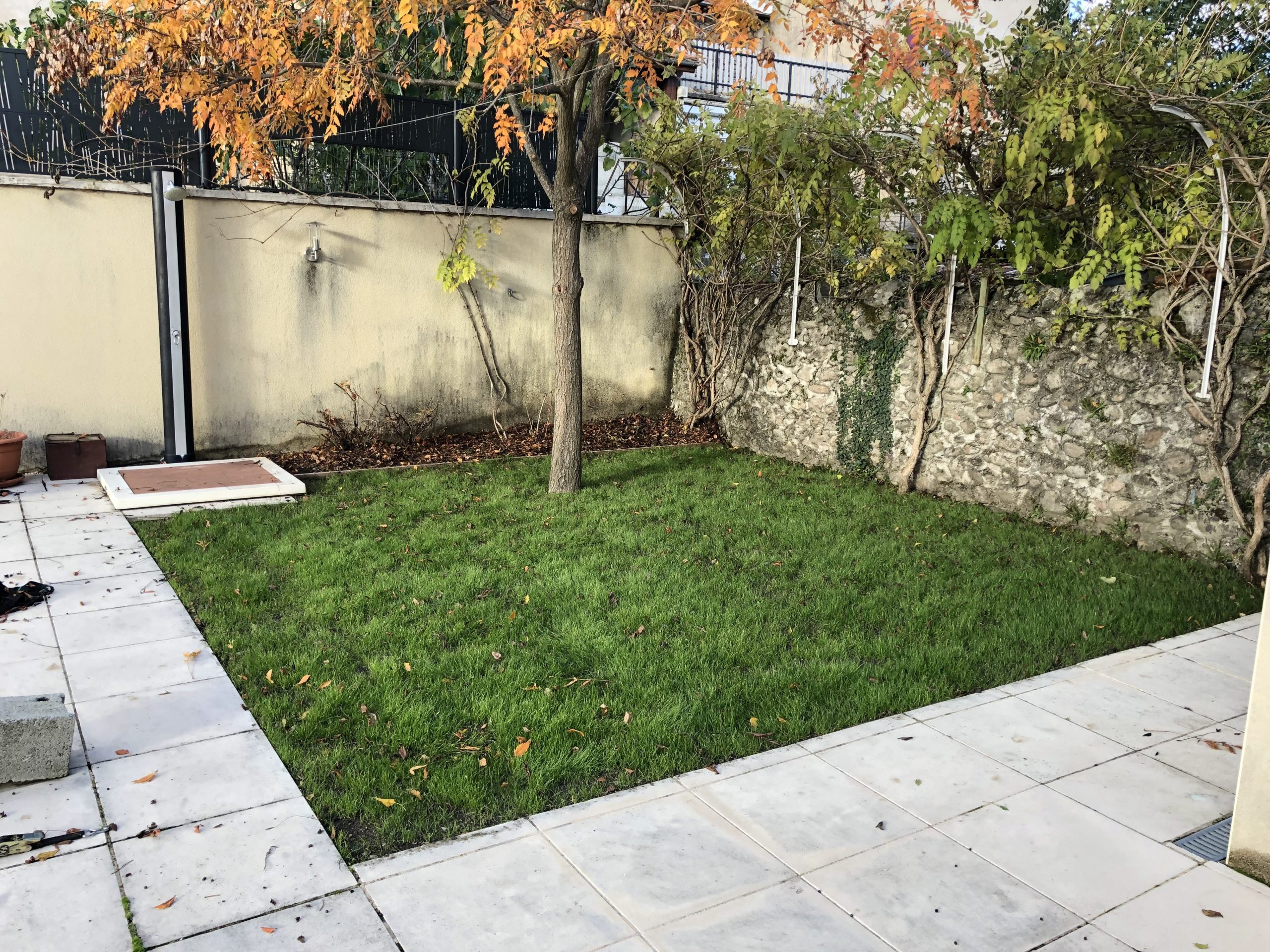 creation_paysagere_toile_paillage_gazon (5)